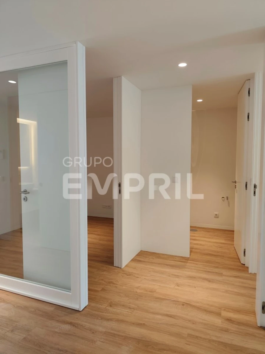 Apartamento T2 para Venda em Santa Marinha e São Pedro da Afurada Foto 4