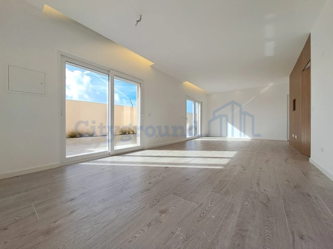 Moradia T2 para Venda em Atouguia da Baleia Foto 4