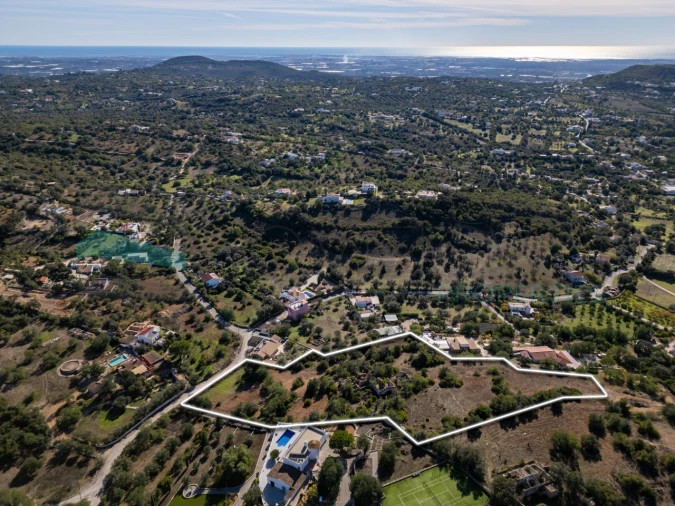 Terreno para Venda em Santa Barbara de Nexe Foto 2