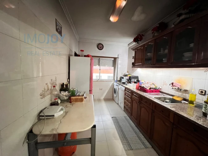 Apartamento T2 para Venda em Rio de Mouro Foto 7