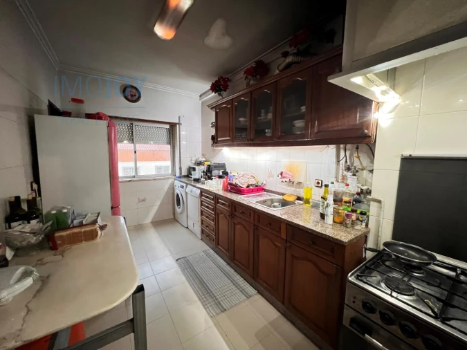 Apartamento T2 para Venda em Rio de Mouro Foto 8