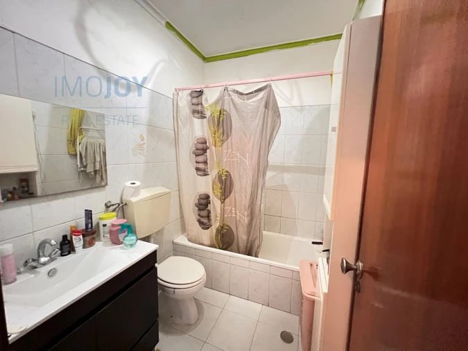 Apartamento T2 para Venda em Rio de Mouro Foto 19