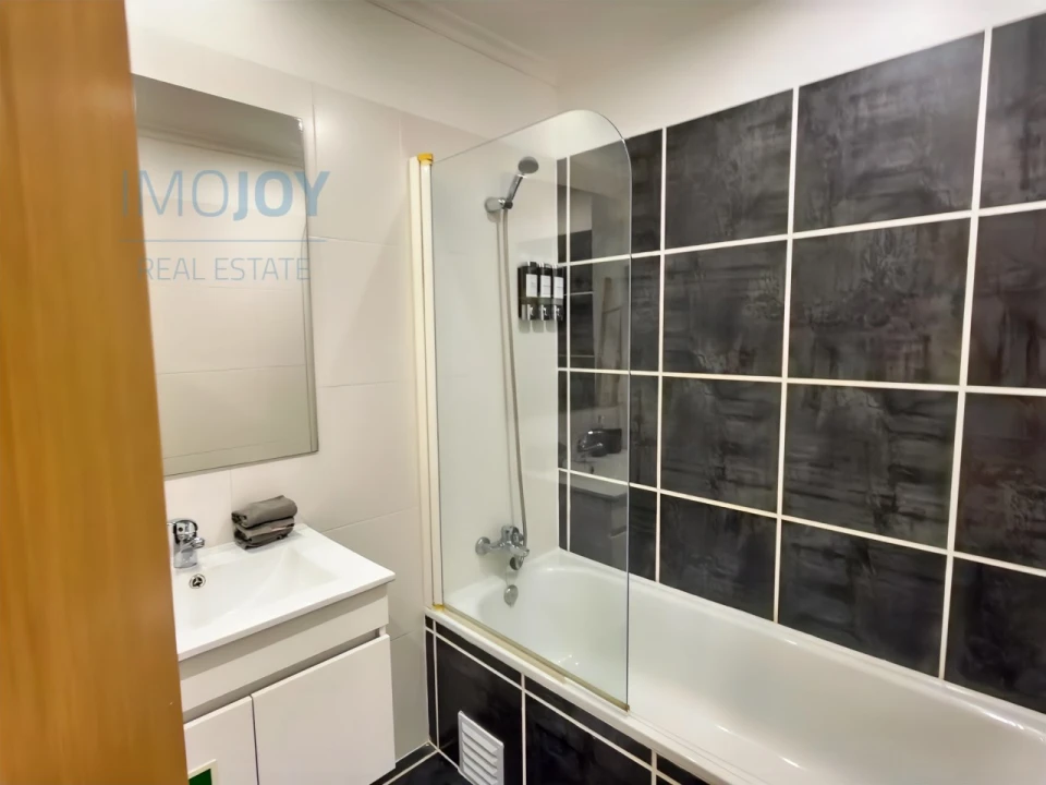 Apartamento T1 para Arrendamento em Portimão Foto 14