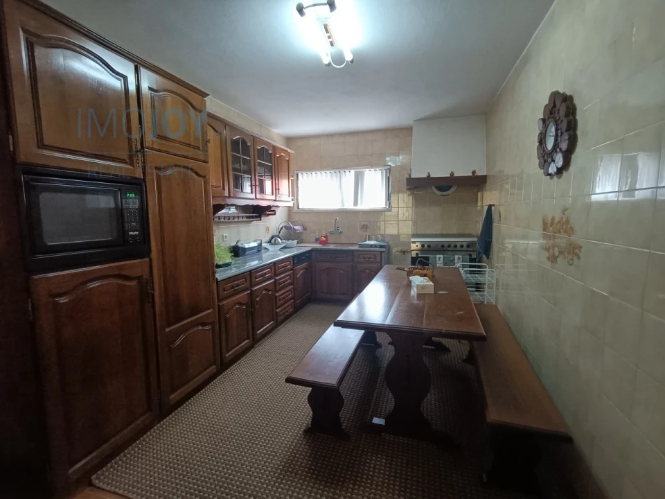 Moradia T4 para Venda em Abrigada e Cabanas de Torres Foto 5