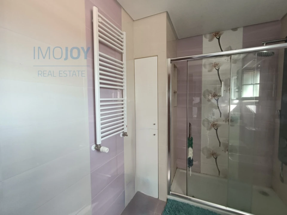 Moradia T4 para Venda em Abrigada e Cabanas de Torres Foto 28