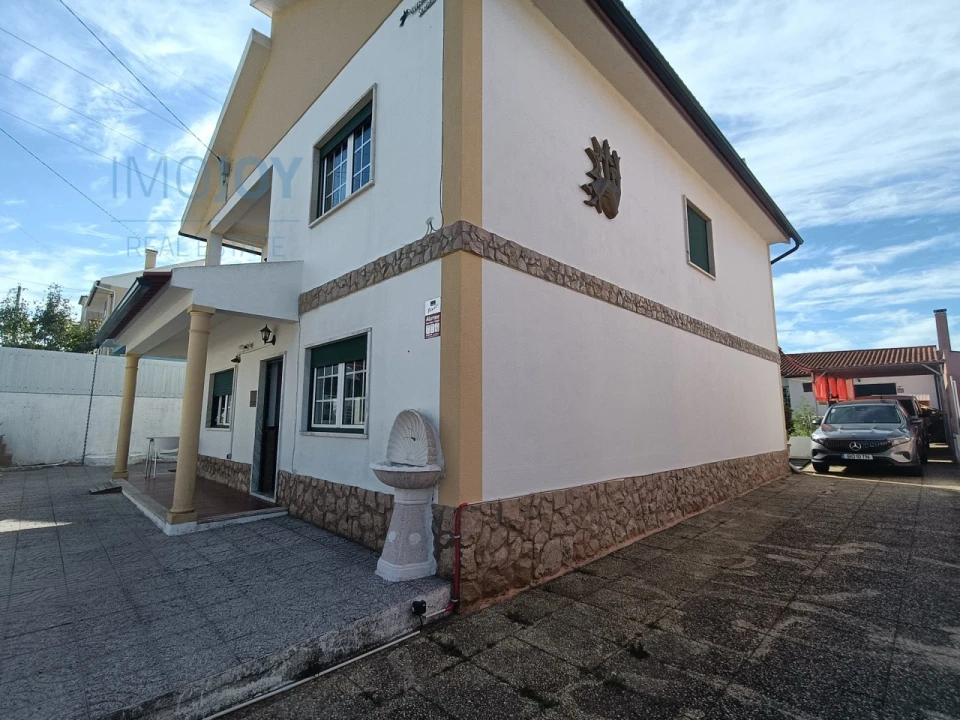 Moradia T4 para Venda em Abrigada e Cabanas de Torres Foto 44