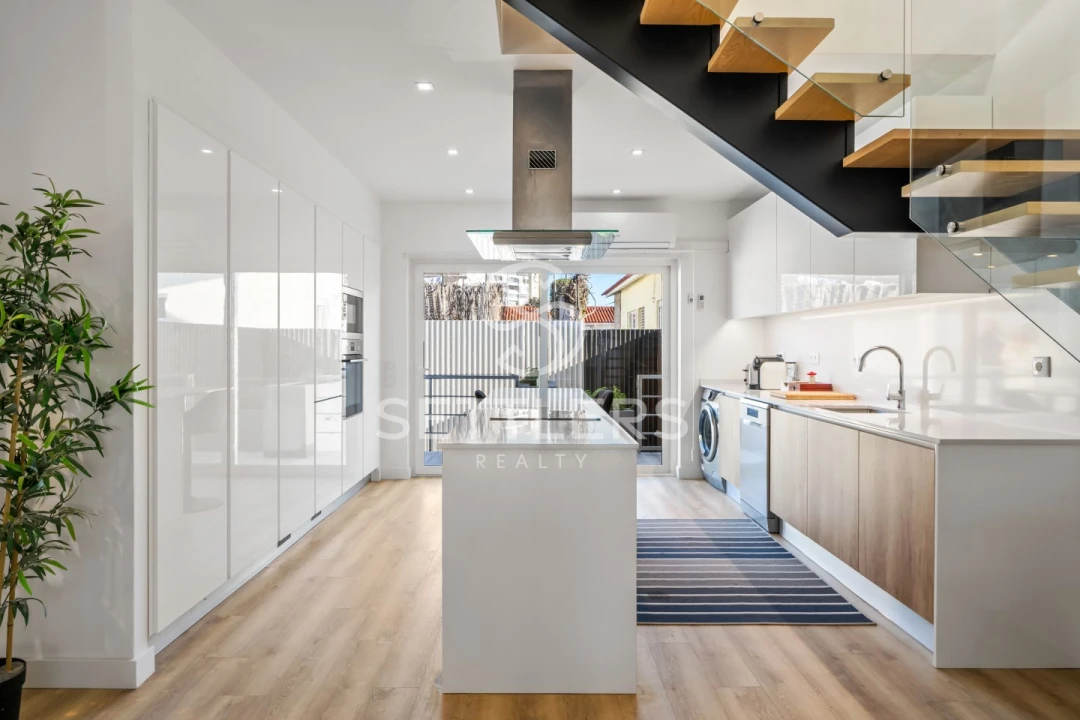 Moradia T4 para Venda em Cascais e Estoril Foto 3