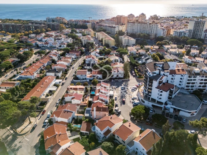 Moradia T4 para Venda em Cascais e Estoril Foto 26