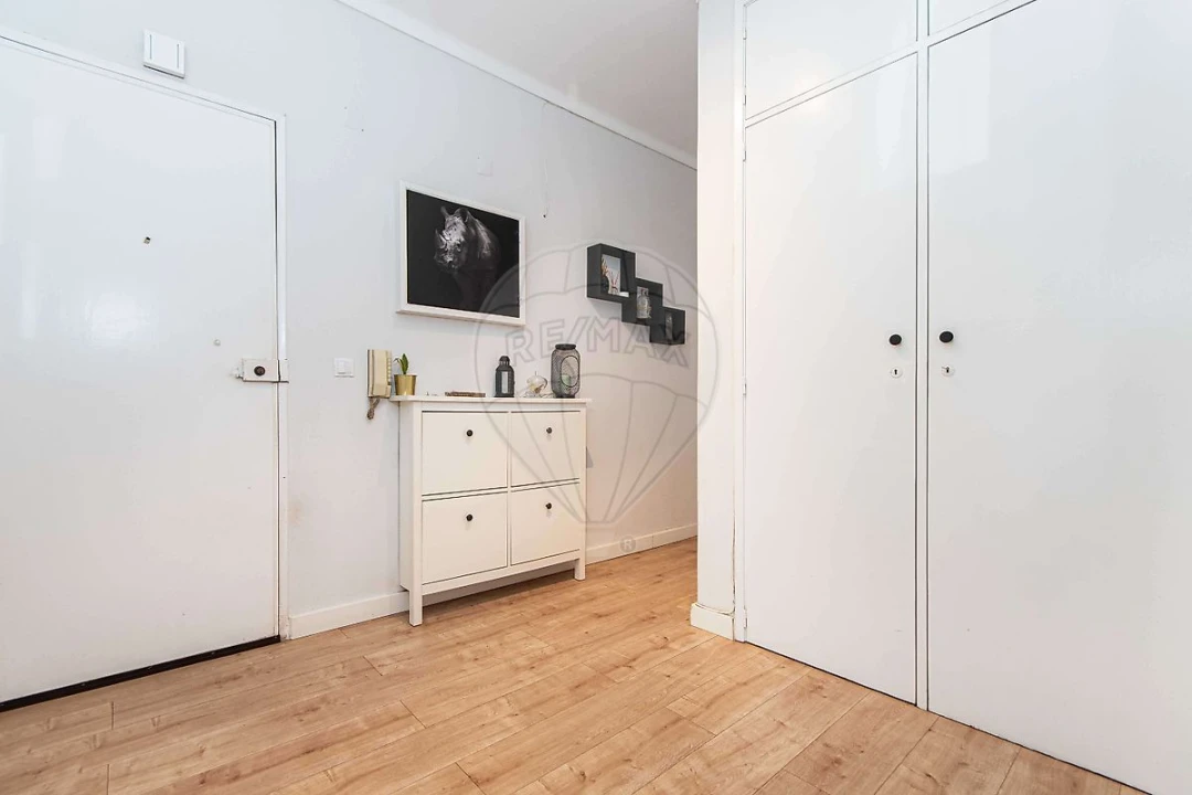 Apartamento T1 para Venda em Vila Franca de Xira Foto 24