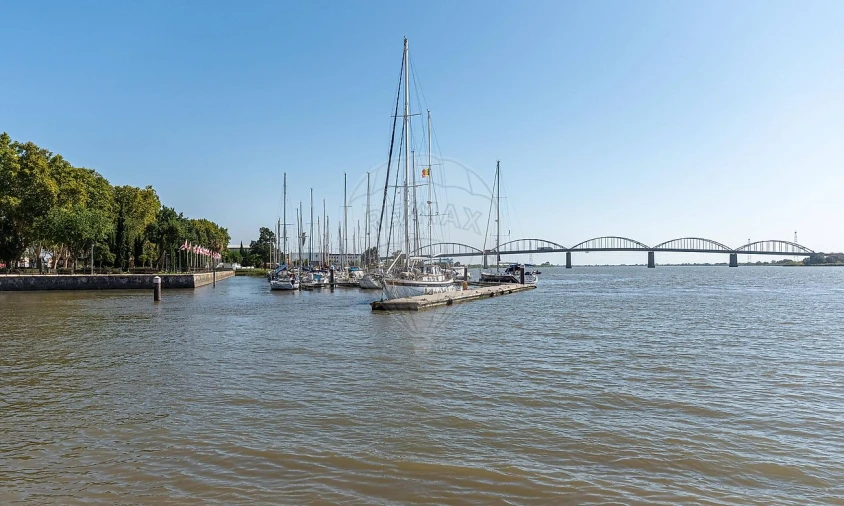 Apartamento T1 para Venda em Vila Franca de Xira Foto 3