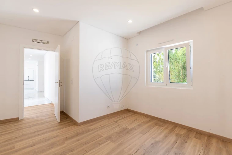 Moradia T3 para Venda em Enxara do Bispo, Gradil e Vila Franca do Rosário Foto 14