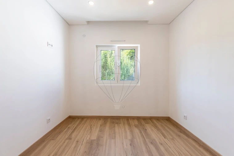 Moradia T3 para Venda em Enxara do Bispo, Gradil e Vila Franca do Rosário Foto 16