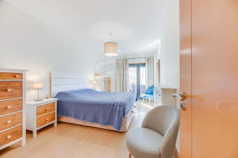 Apartamento T2 para Venda em Póvoa de Santa Iria e Forte da Casa Foto 17