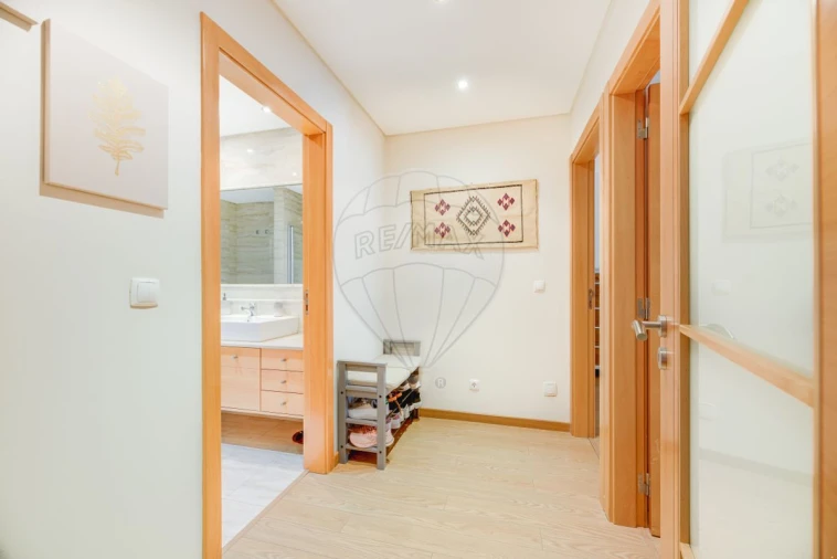 Apartamento T2 para Venda em Póvoa de Santa Iria e Forte da Casa Foto 13