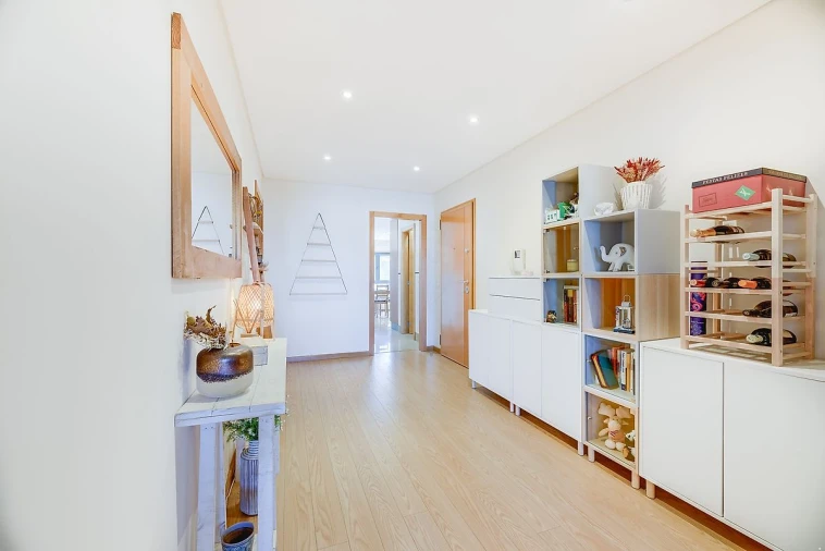 Apartamento T2 para Venda em Póvoa de Santa Iria e Forte da Casa Foto 25