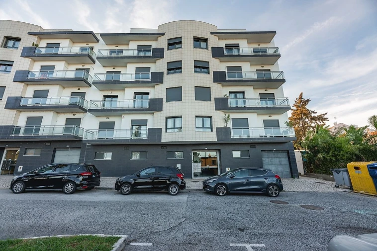 Apartamento T2 para Venda em Póvoa de Santa Iria e Forte da Casa Foto 47