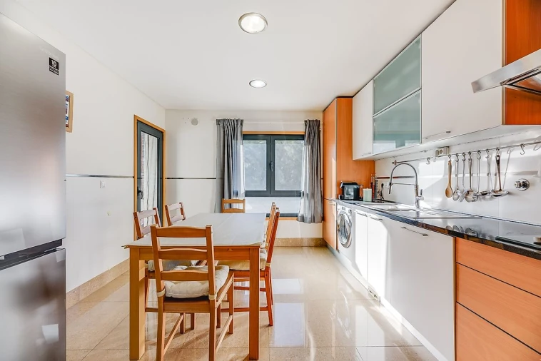 Apartamento T2 para Venda em Póvoa de Santa Iria e Forte da Casa Foto 1