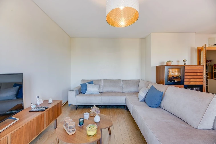 Apartamento T2 para Venda em Póvoa de Santa Iria e Forte da Casa Foto 10