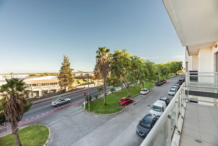 Apartamento T2 para Venda em Póvoa de Santa Iria e Forte da Casa Foto 3