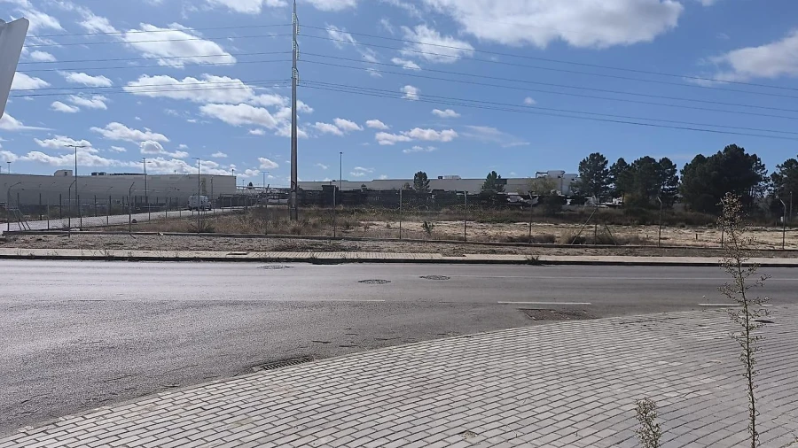 Terreno para Venda em Quinta do Anjo Foto 2