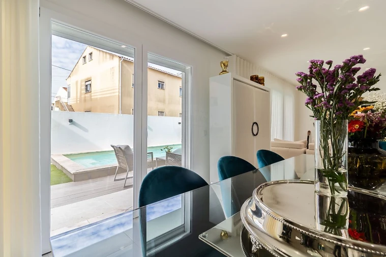 Moradia T3 para Venda em Ramada e Caneças Foto 8