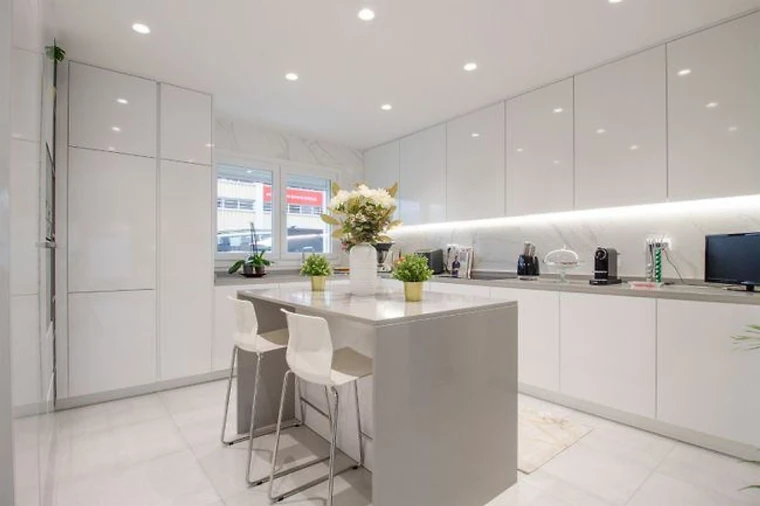 Moradia T3 para Venda em Ramada e Caneças Foto 9