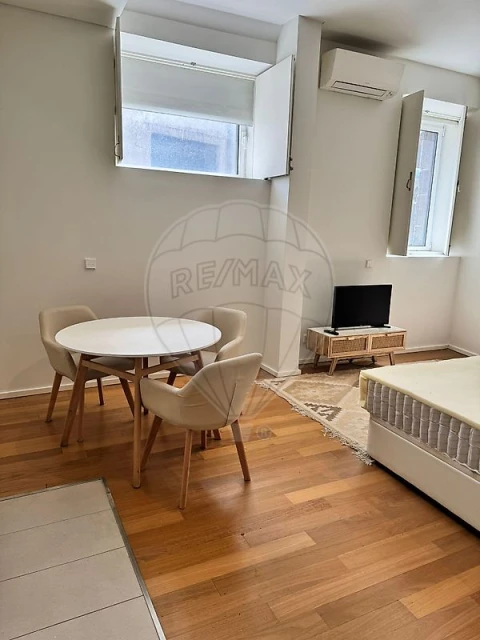 Apartamento para Venda em Santa Marinha e São Pedro da Afurada