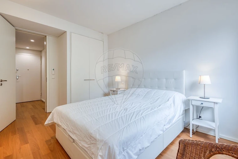 Apartamento T1 para Arrendamento em Santa Marinha e São Pedro da Afurada Foto 17