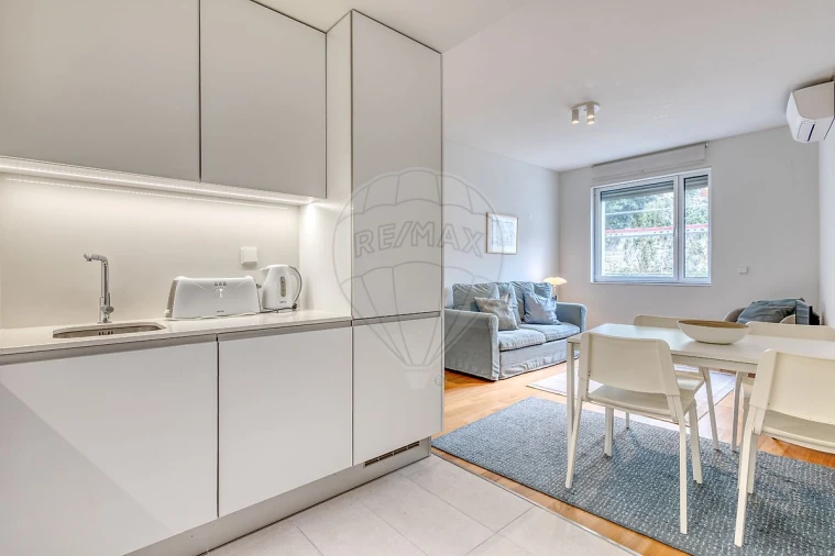 Apartamento T1 para Arrendamento em Santa Marinha e São Pedro da Afurada Foto 11