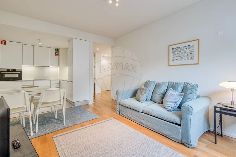 Apartamento T1 para Arrendamento em Santa Marinha e São Pedro da Afurada Foto 8