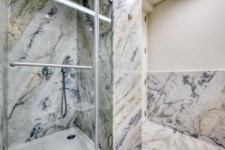 Apartamento T1 para Arrendamento em Santa Marinha e São Pedro da Afurada Foto 14