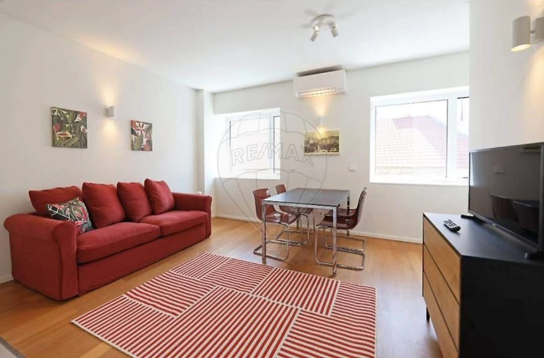 Apartamento T1 para Arrendamento em Santa Marinha e São Pedro da Afurada Foto 1