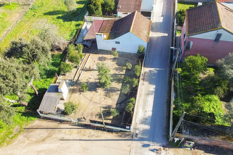 Moradia T3 para Venda em Couço Foto 1