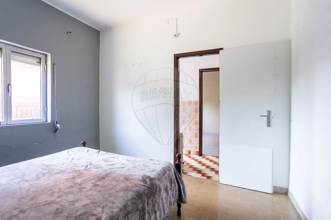 Moradia T3 para Venda em Couço Foto 17