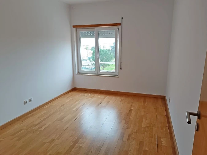 Apartamento T4 para Venda em Samora Correia Foto 19