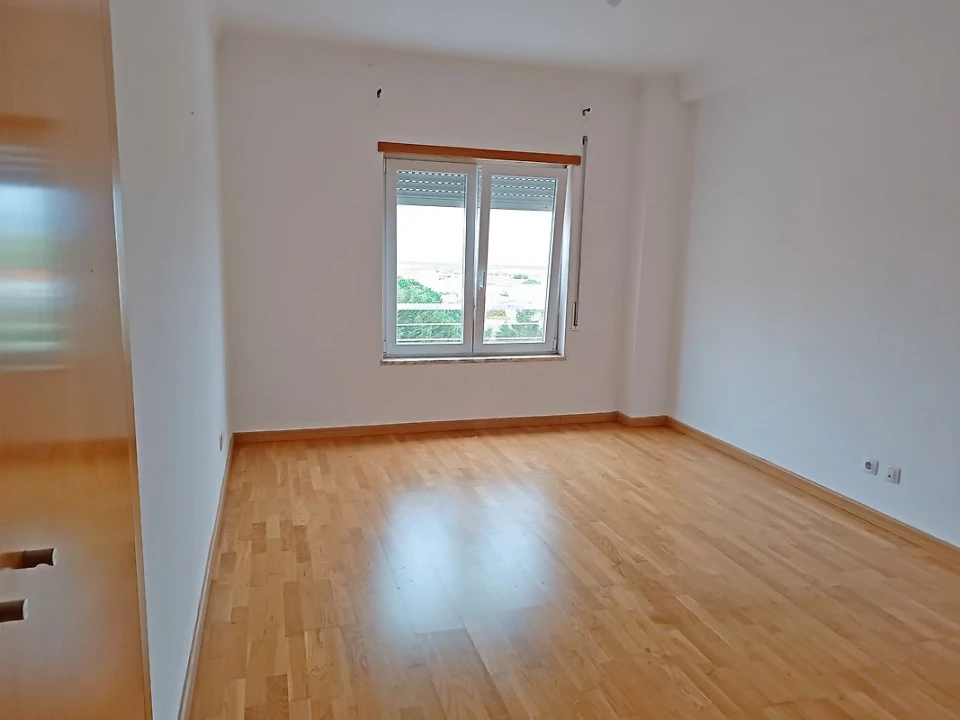 Apartamento T3 para Venda em Samora Correia Foto 24