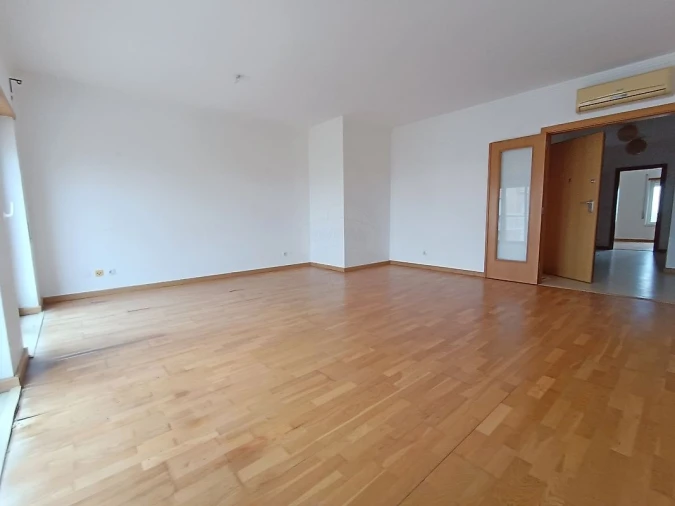 Apartamento T3 para Venda em Samora Correia Foto 14