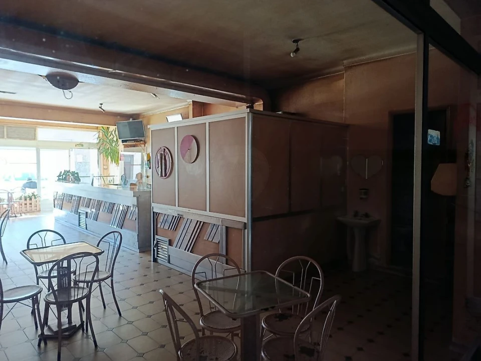 Armazém para Venda em Paços de Brandão Foto 4