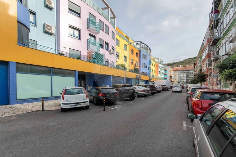 Apartamento T2 para Venda em Póvoa de Santo Adrião e Olival Basto Foto 33