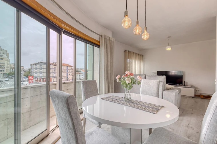 Apartamento T2 para Venda em Fânzeres e São Pedro da Cova Foto 8