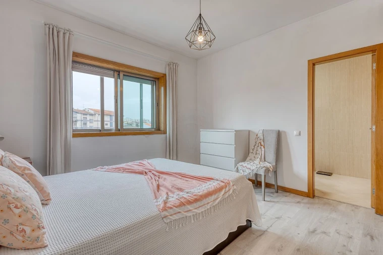 Apartamento T2 para Venda em Fânzeres e São Pedro da Cova Foto 16