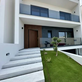 Moradia T3 para Venda em Merelim (São Pedro) e Frossos