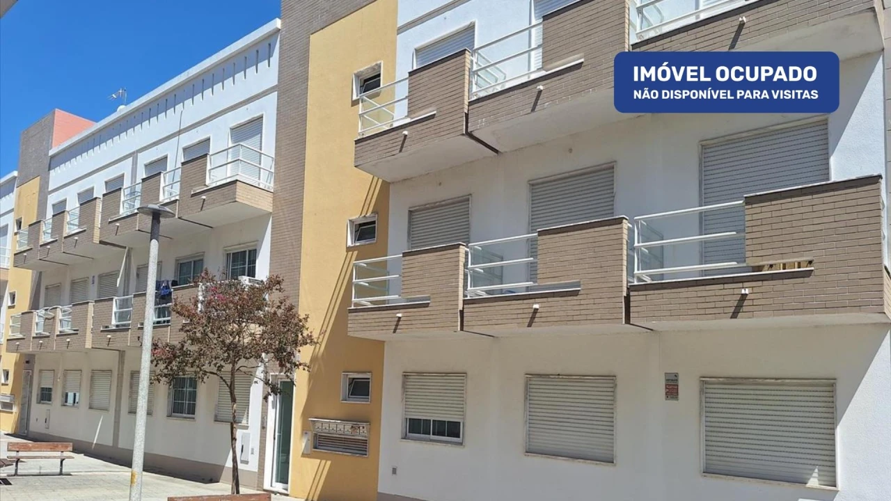 Apartamento T4 para Venda em Palhais e Coina Foto 1