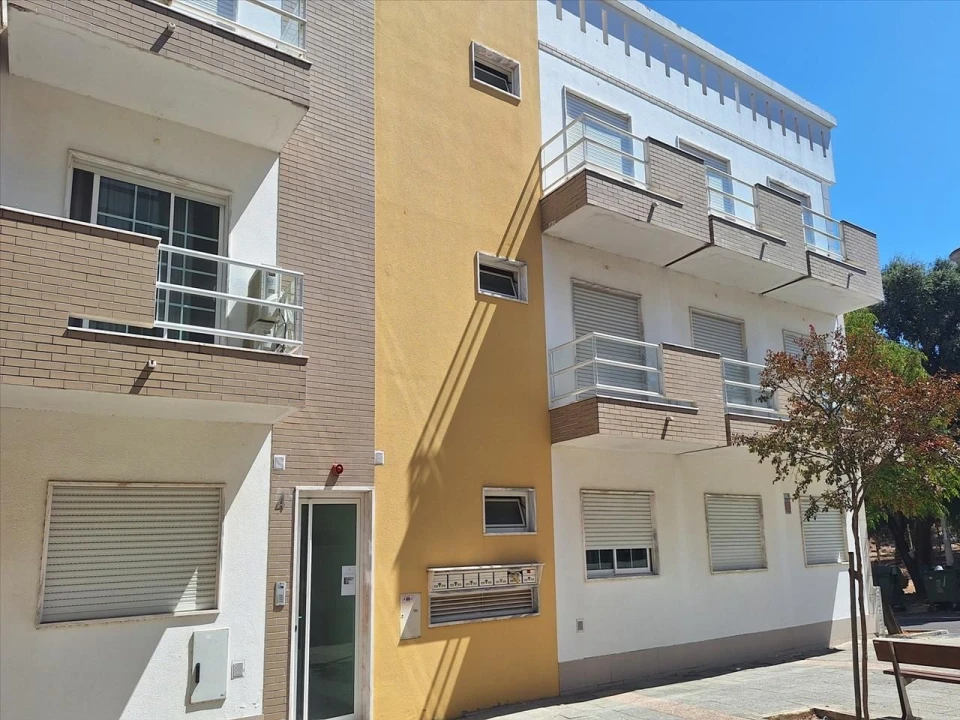 Apartamento T4 para Venda em Palhais e Coina Foto 3