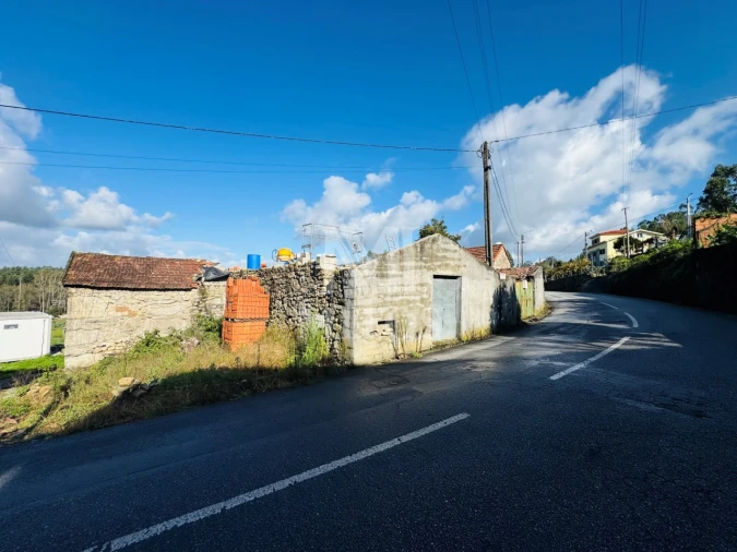 Moradia T3 para Venda em Durrães e Tregosa Foto 3