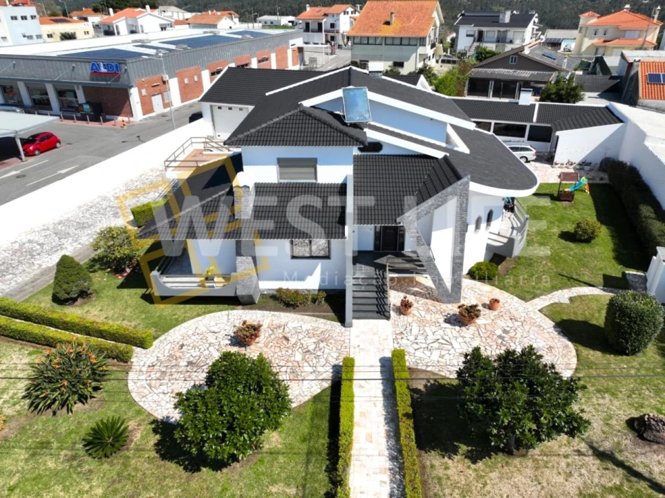 Moradia T4 para Venda em Mafra Foto 3