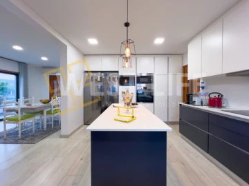 Moradia T4 para Venda em Mafra