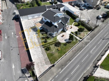 Moradia T4 para Venda em Mafra
