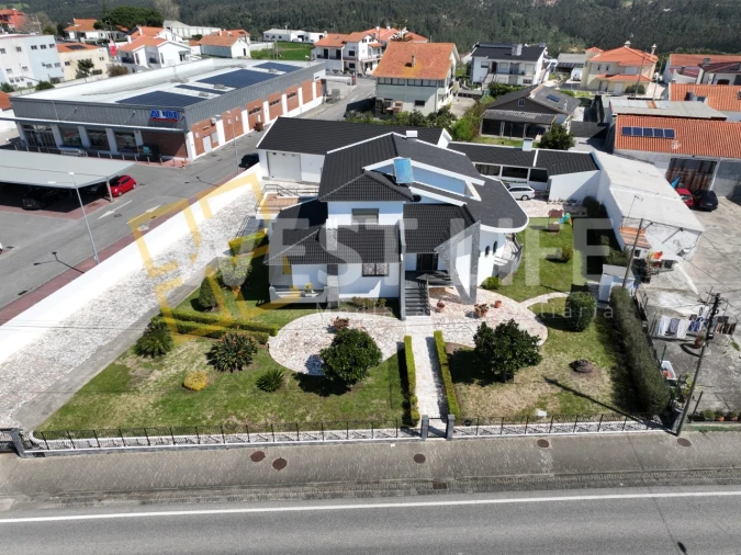 Moradia T4 para Venda em Mafra Foto 45