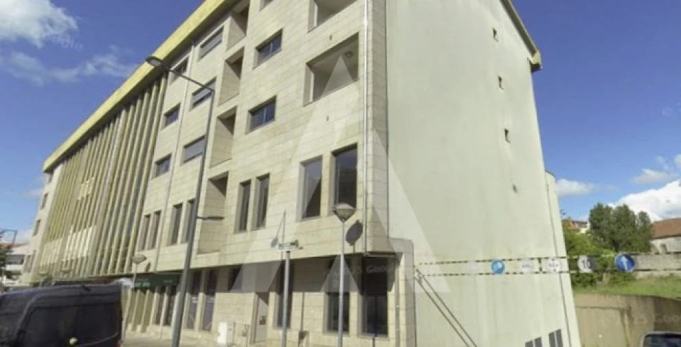 Apartamento T3 para Venda em Nelas Foto 24